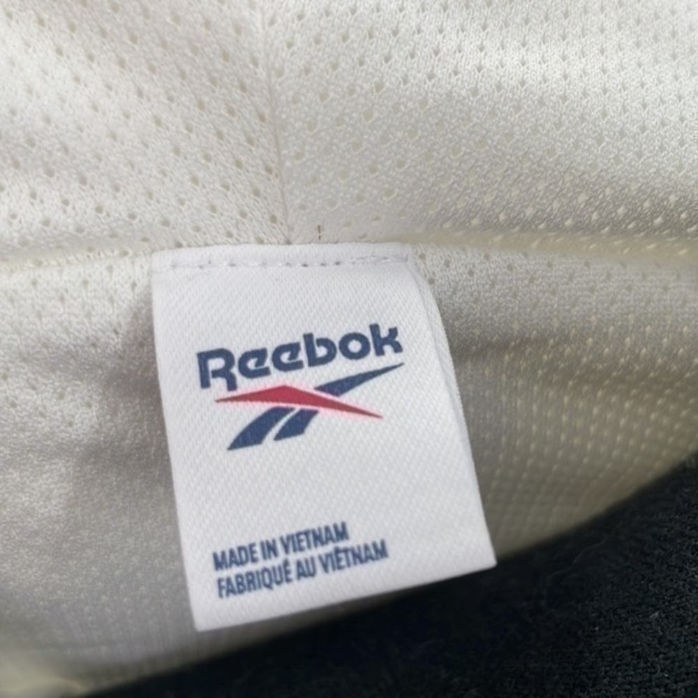 UEC Reebok white hooded full zipper windbreaker medium - Picture 9 of 9